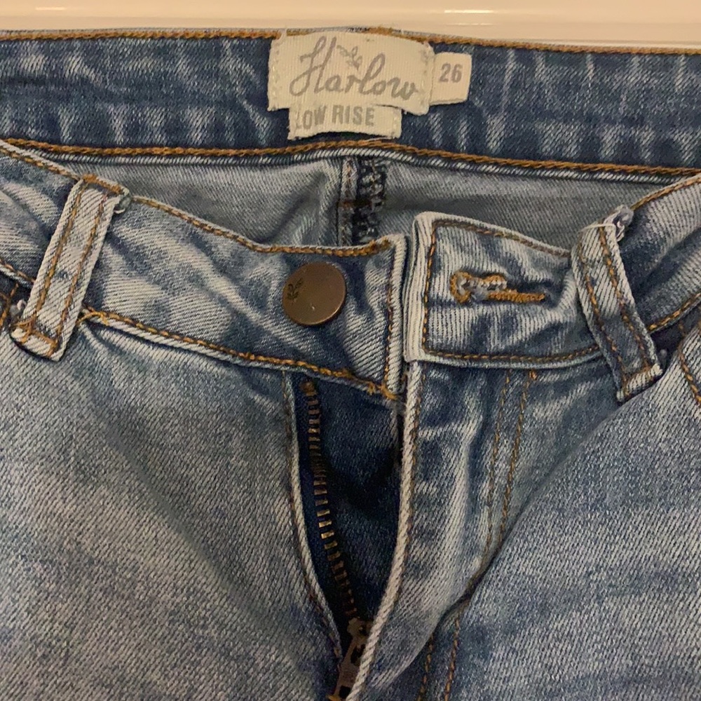 Ripped Jeans- Low Rise - Picture 2 of 3